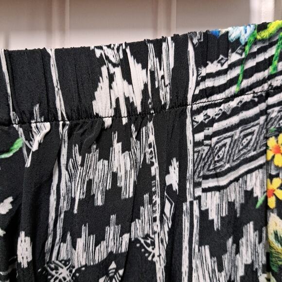 NWT Shana Wide Leg Capri Pants Womens Small Black Tropical Silky Pull On Resort - Picture 8 of 16